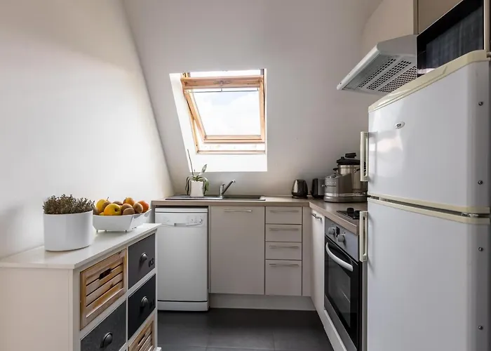 Appartement Veeve - Footsteps From The Arc De Triomphe *